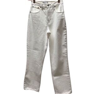 Abercrombie & Fitch curve love 90s Straight Leg Ultra High rise White Jeans 26s